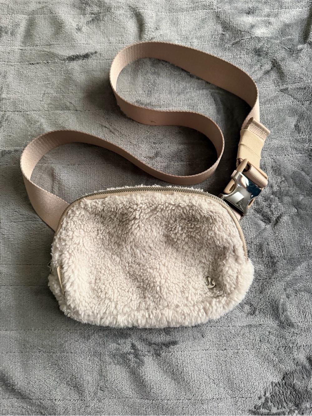 lululemon athletica Cream Sherpa Crossbody Belt Bag with Neutral Strap